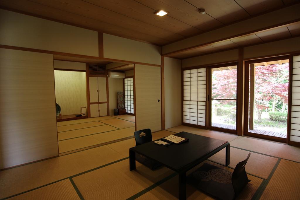 Yamaga Onsen Kazenosato Hotel Kitsuki Eksteriør billede